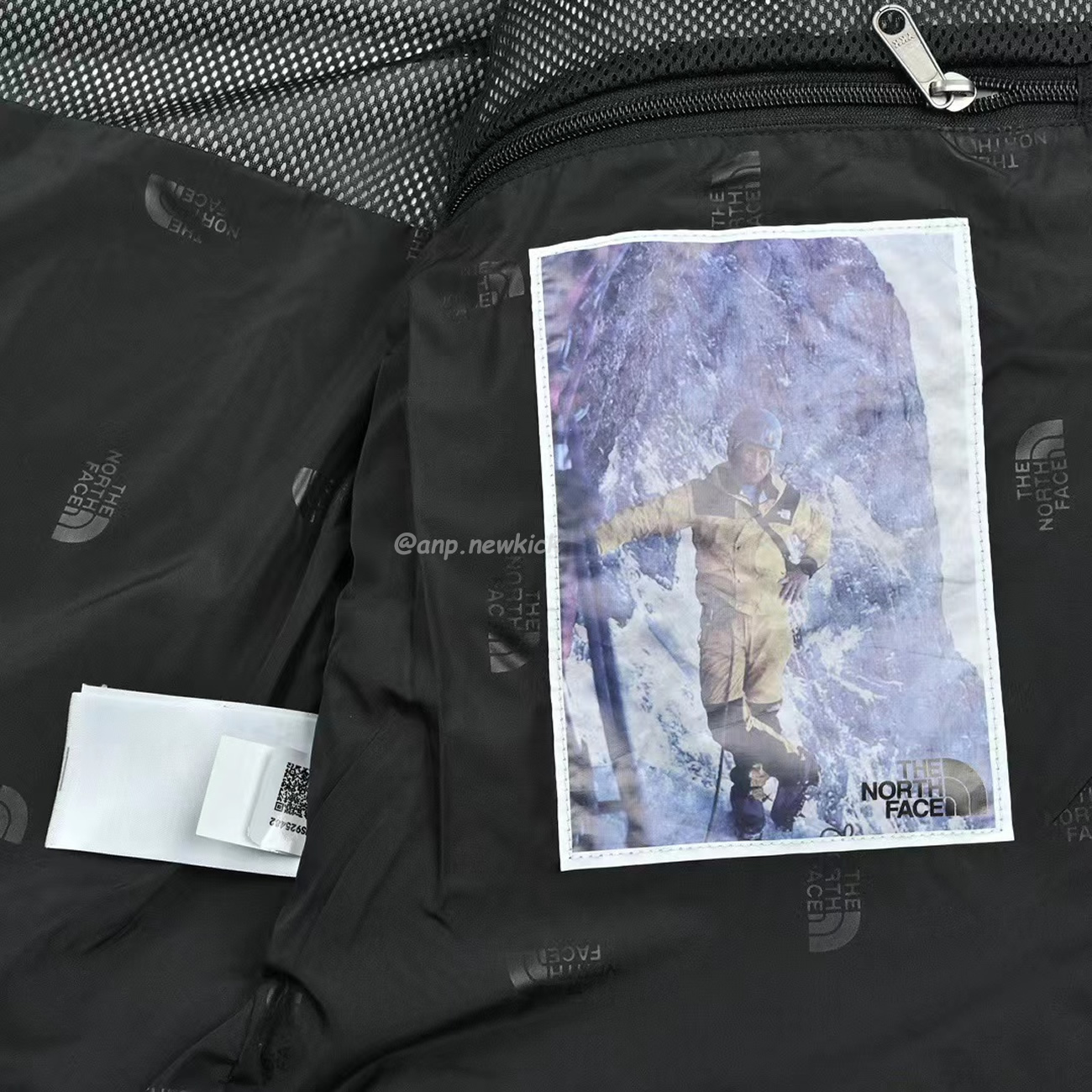 The North Face M 86 Retro Mountain Jacket Year Of The Rabbit Limited (3) - newkick.vip